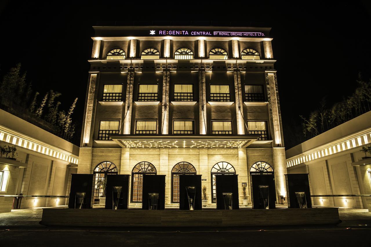Regenta Central Amritsar Extérieur photo