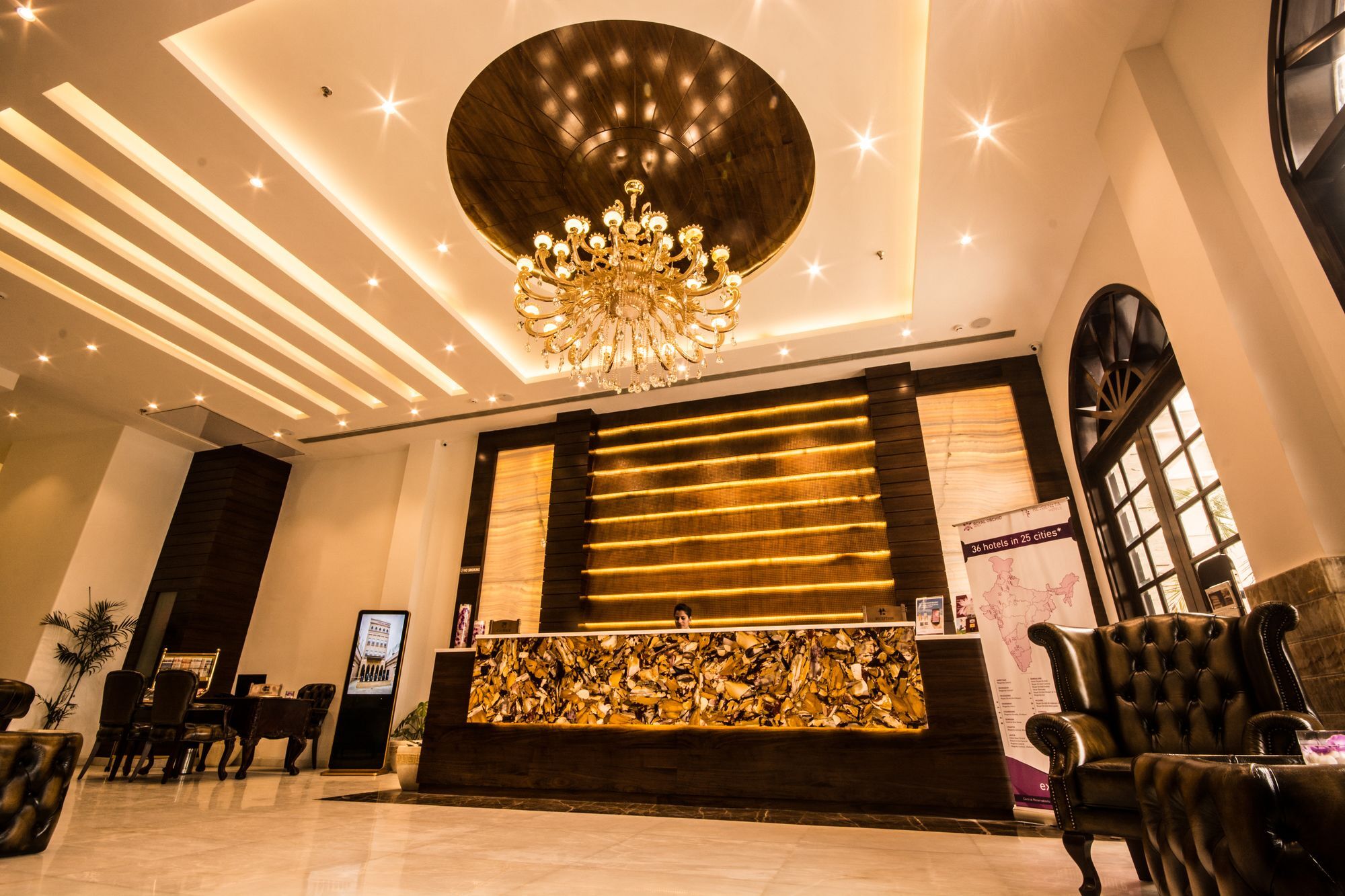 Regenta Central Amritsar Extérieur photo