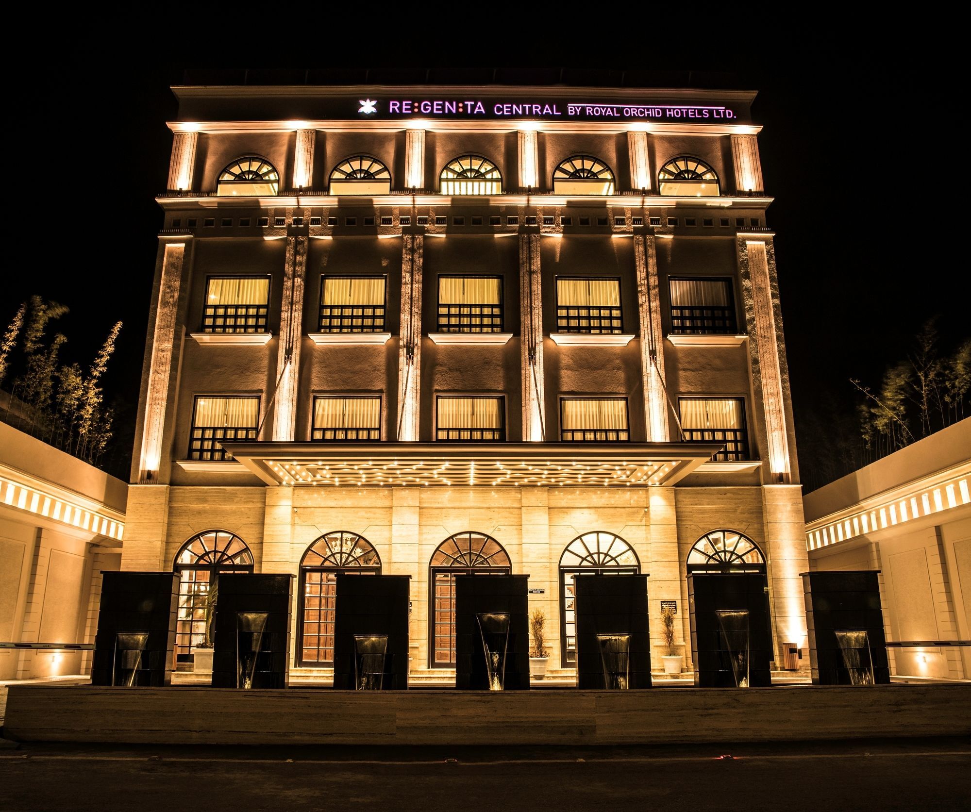 Regenta Central Amritsar Extérieur photo